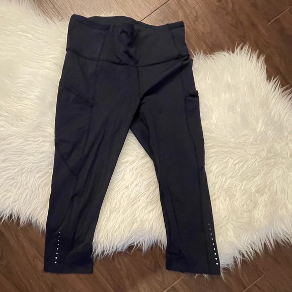 Lululemon Fast & Free Crop (19") - Picture 2 of 4